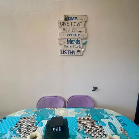 Delphina House Apartment