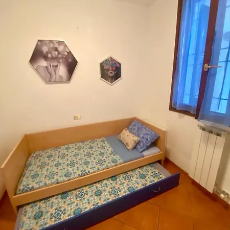 Delphina House Apartman