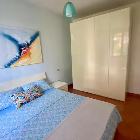 Delphina House Apartment *