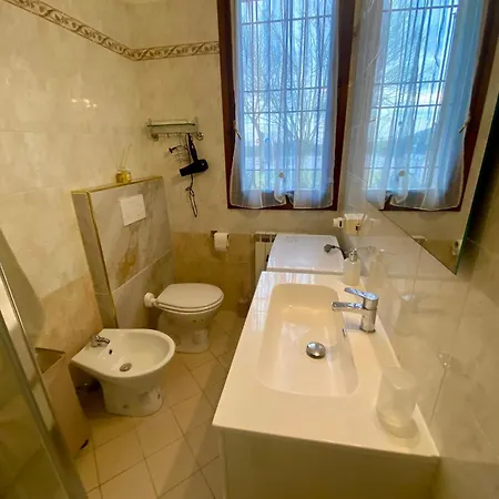 Appartement Delphina House *